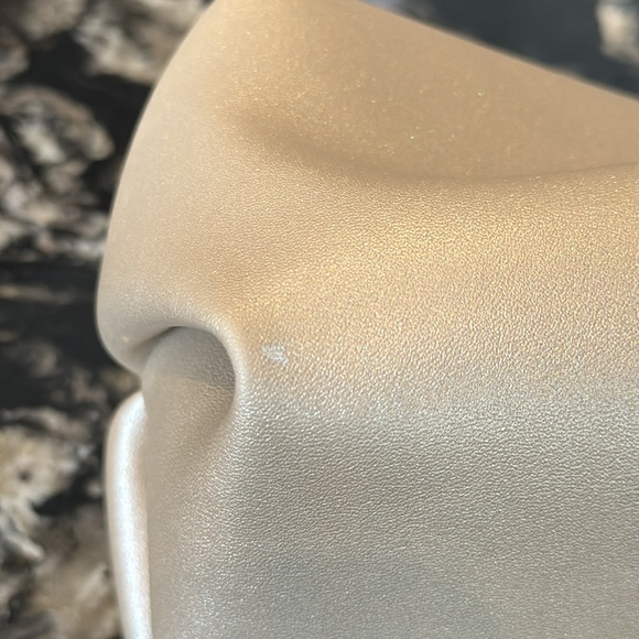 Bvlgari make up bag - Picture 4 of 4